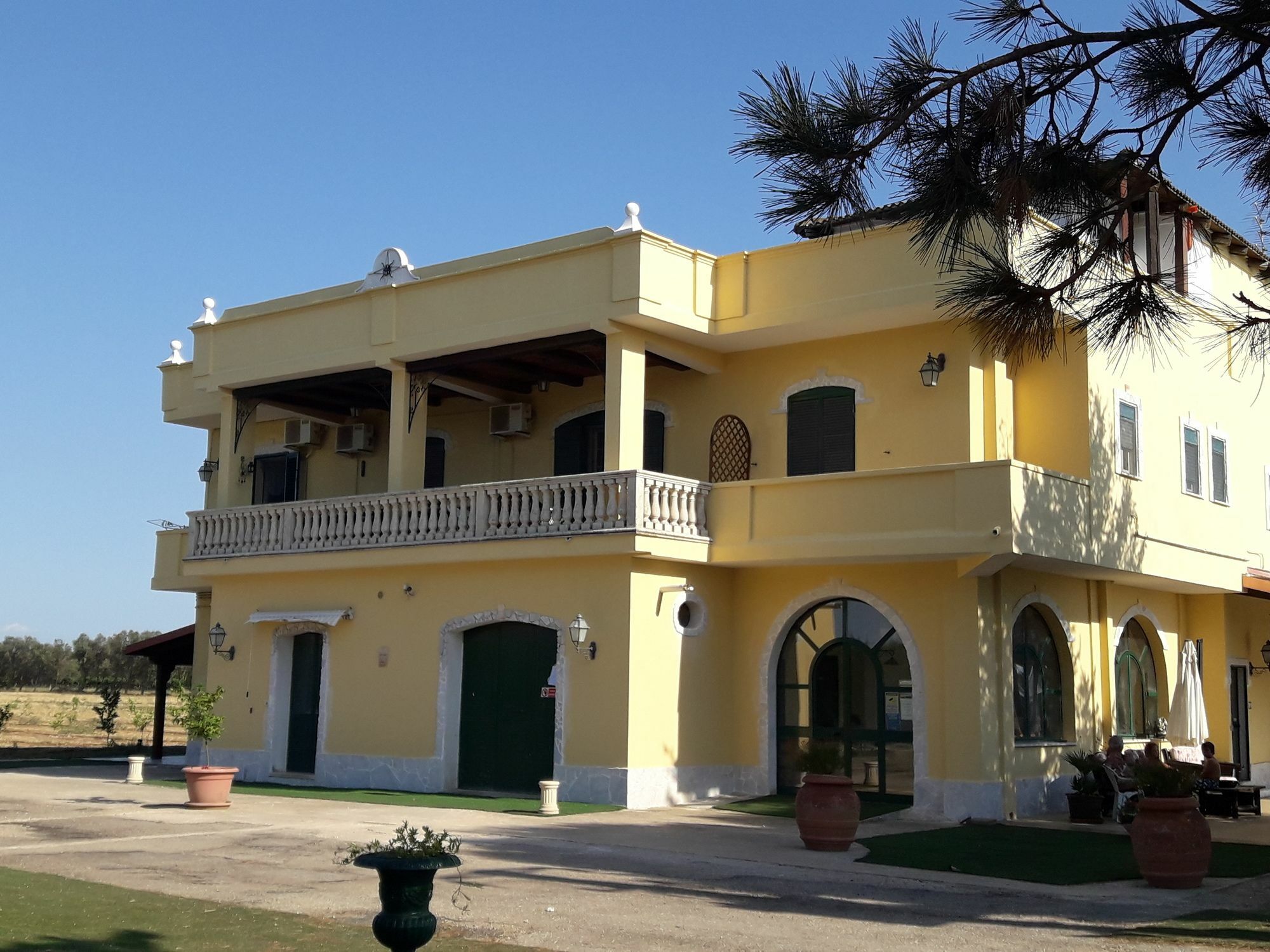 Agriturismo L' Annunziata Lizzano  Zewnętrze zdjęcie